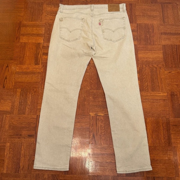 Beige/Tan Levi's Men's Jeans W36 L32 - Picture 2 of 3